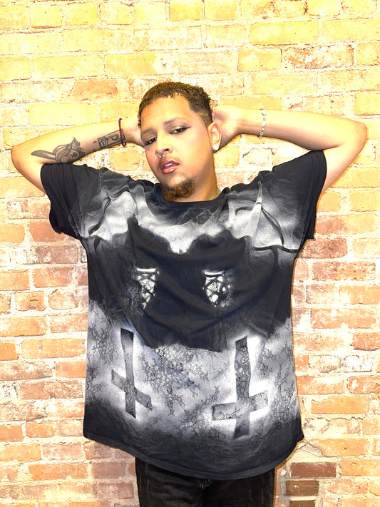 “Busty Cross” tee - 3XL